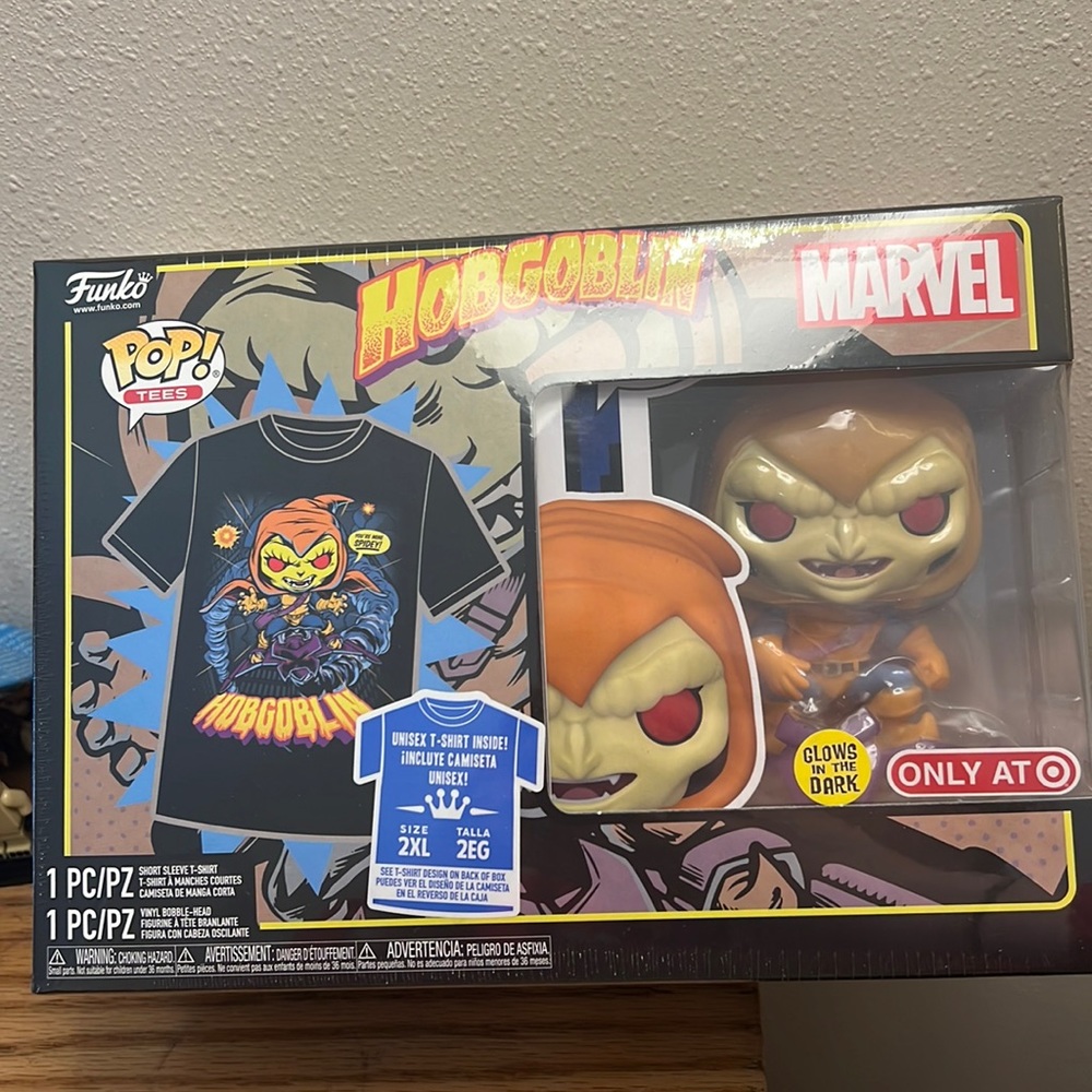 Hobgoblin Glow in the Dark Funko Pop +2 XL T Bundle